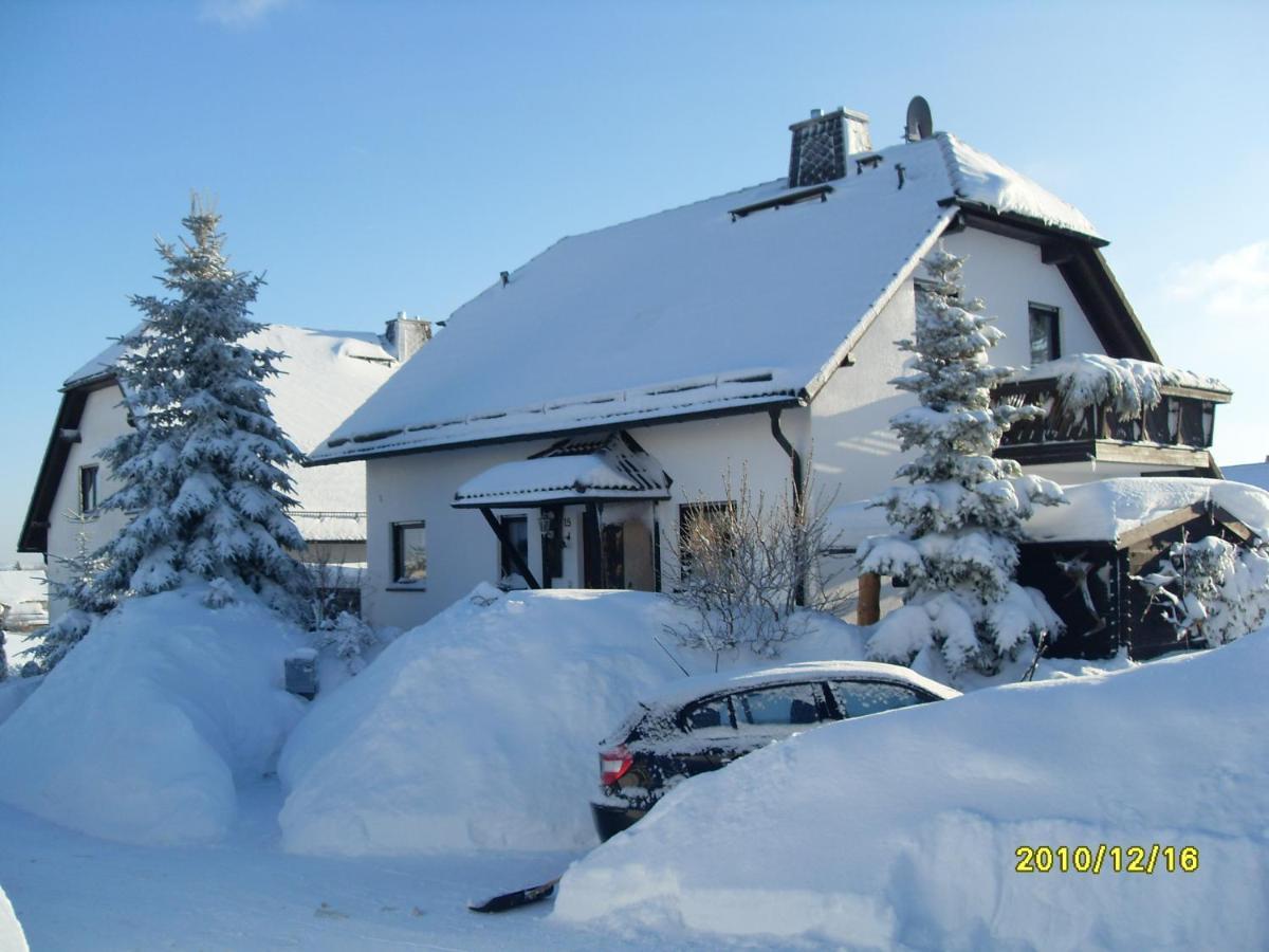 Dorfstrasse 15 *